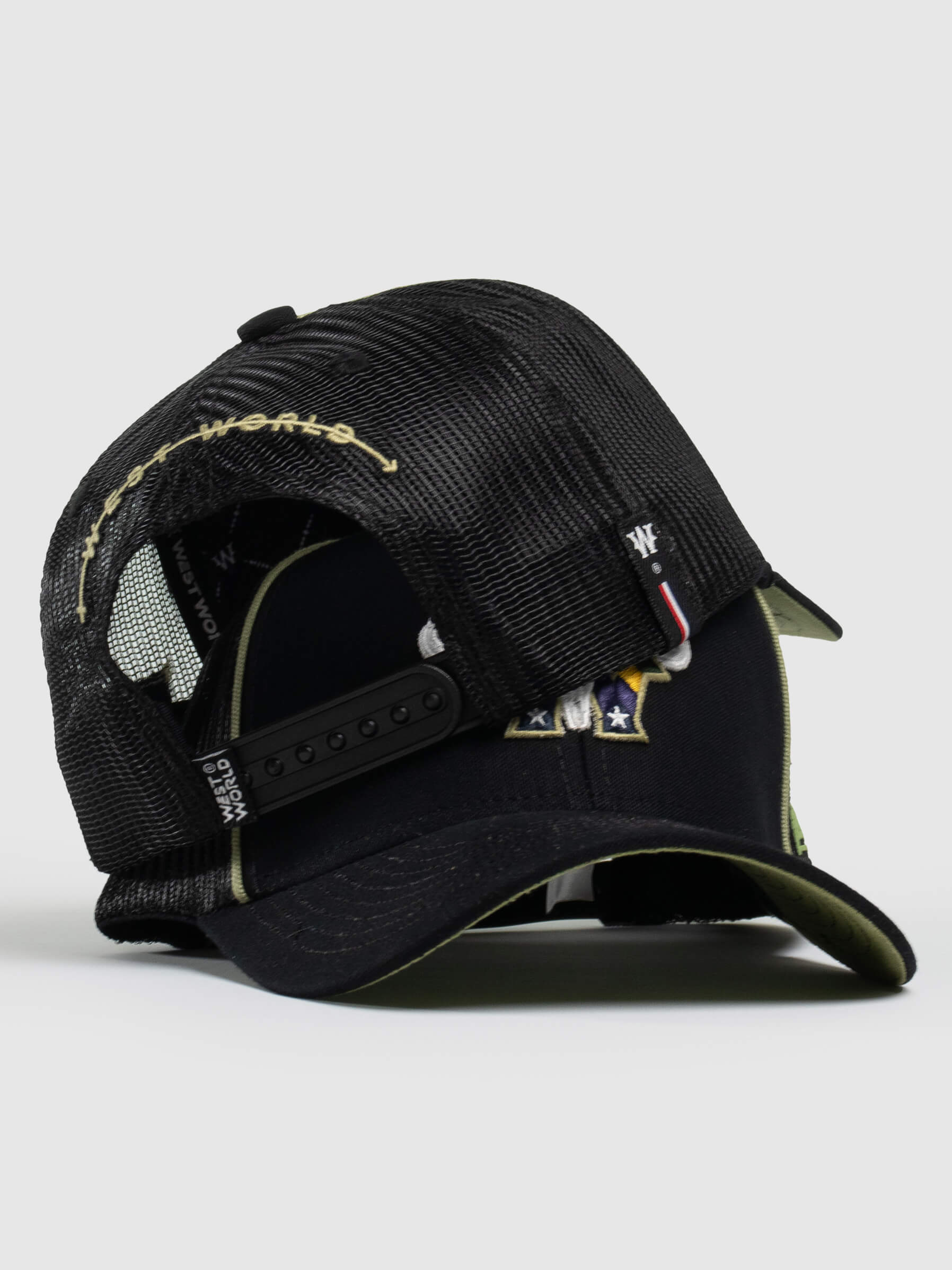 Boné WestWorld Champion