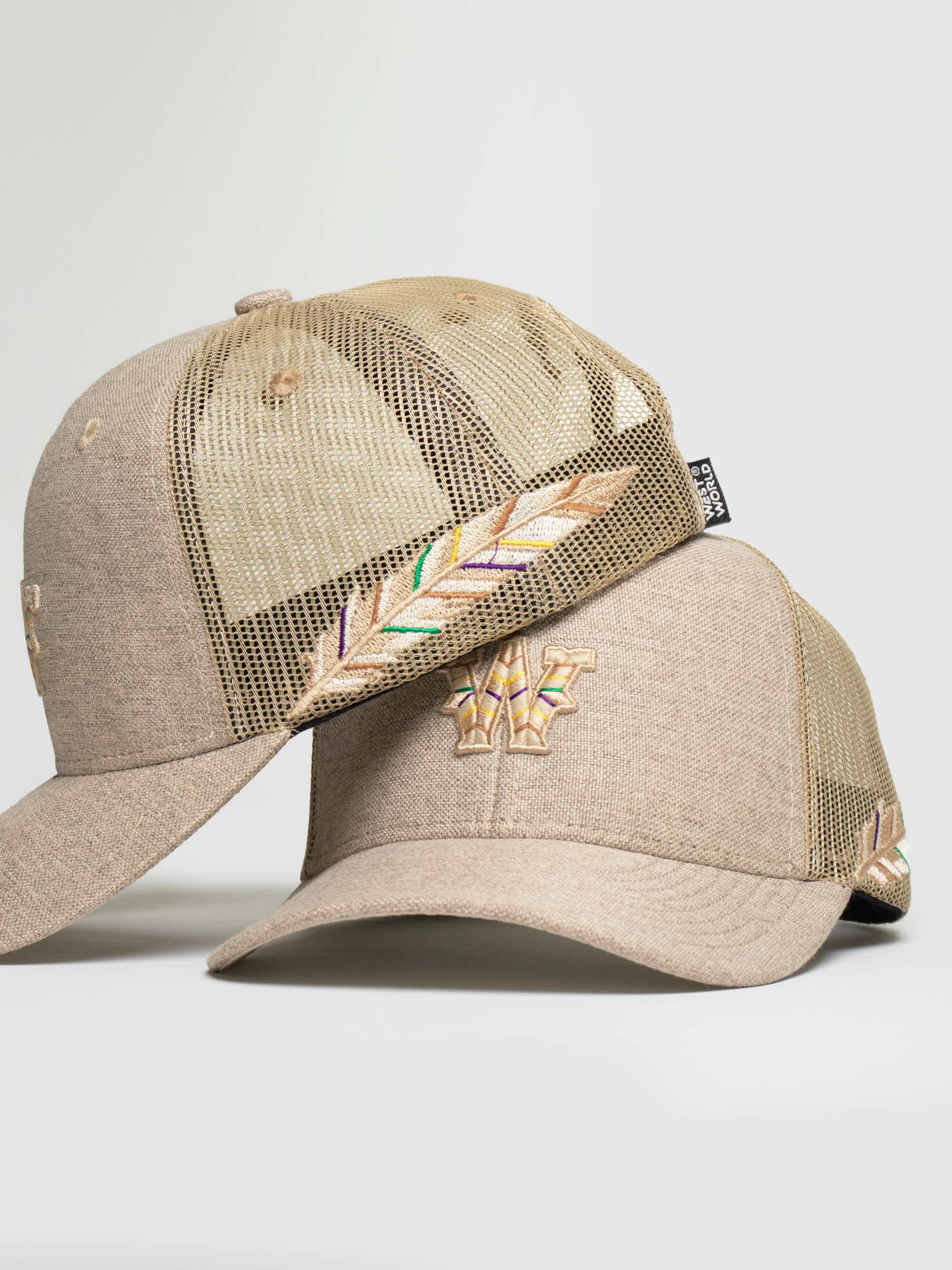 Boné WestWorld Penacho