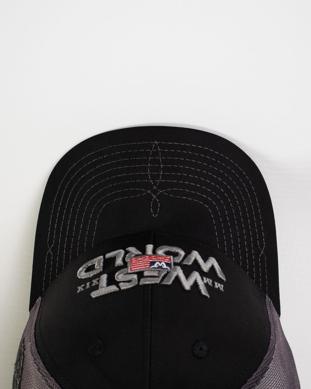 Boné WestWorld Wanted