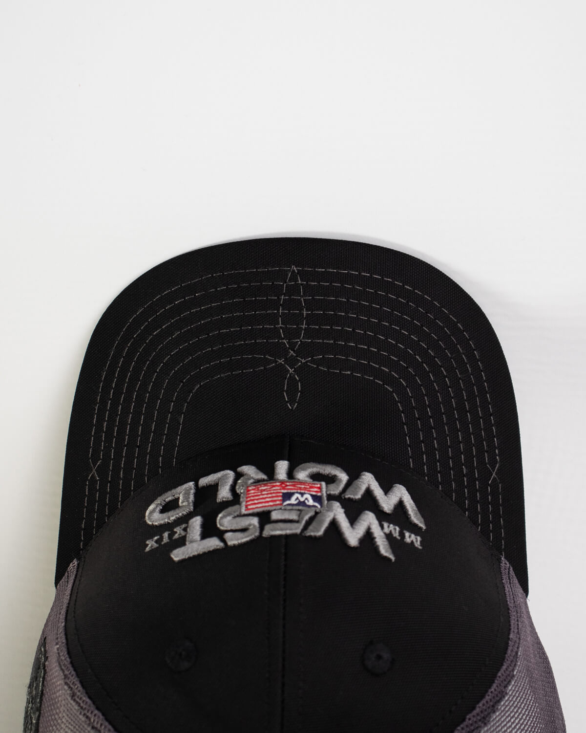 Boné WestWorld Wanted