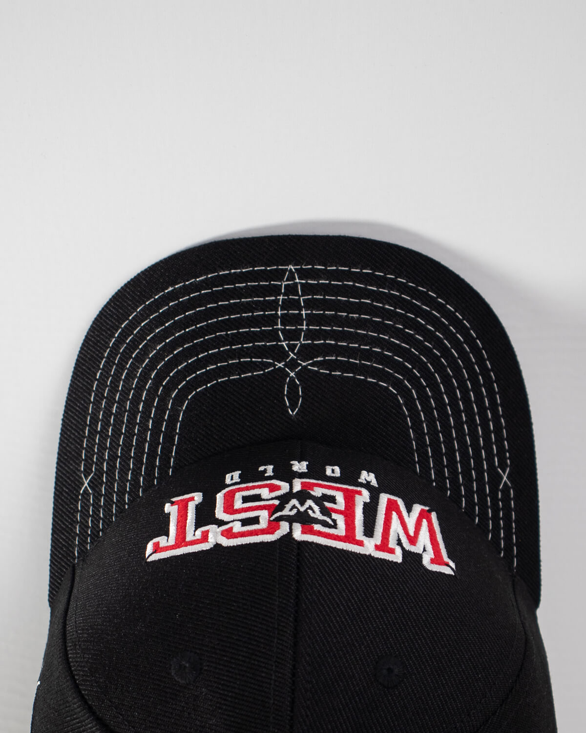 Boné WestWorld Wanted