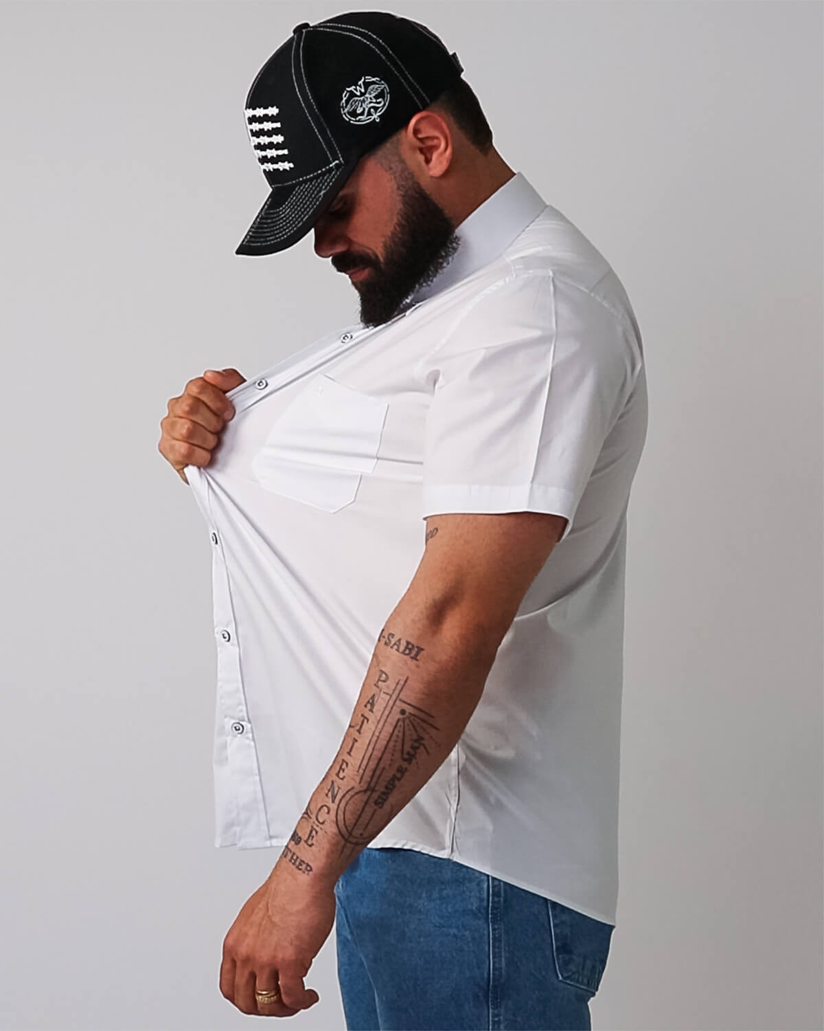 Camisa Básica Masculina Algodão Egípcio com Elastano e Bolso Manga Curta