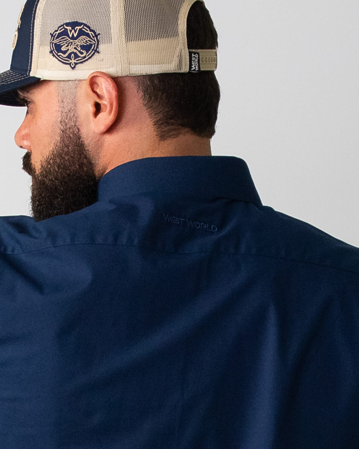 Camisa Básica Masculina Algodão Egípcio com Elastano e Bolso Manga Curta