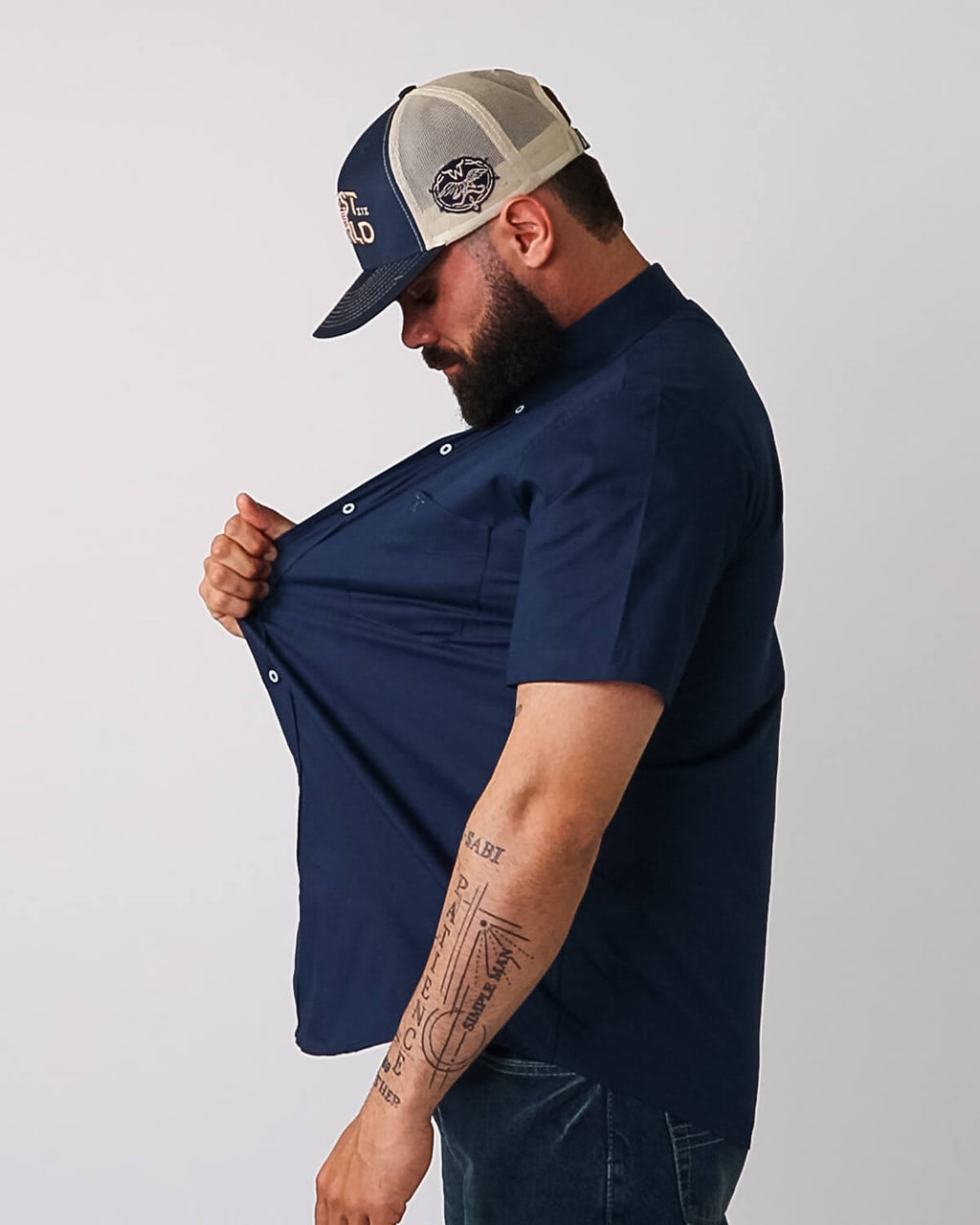 Camisa Básica Masculina Algodão Egípcio com Elastano e Bolso Manga Curta